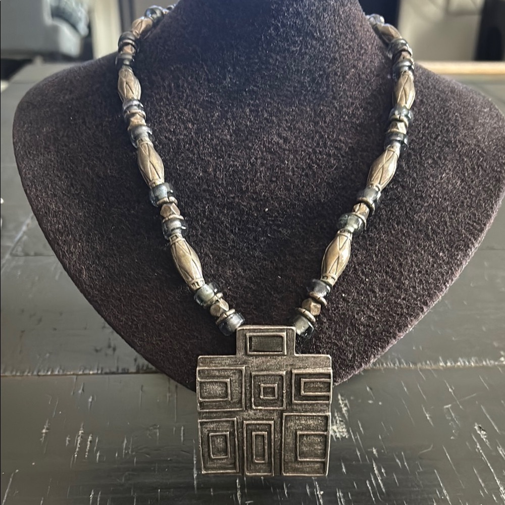 Vintage Chico’s Geometric Silver Metal Beaded Pendant Necklace